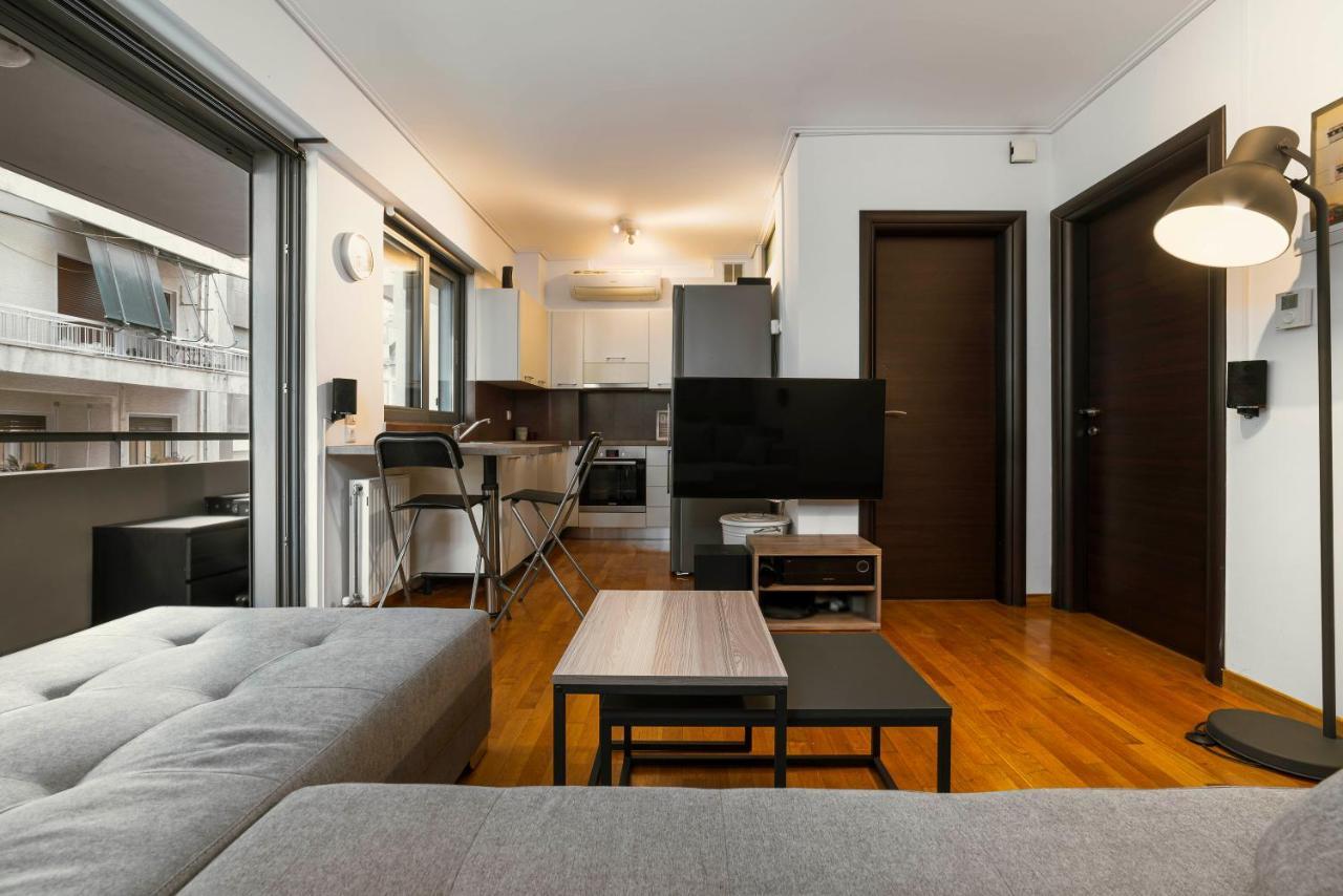 Apartament Lykabettus Gem With Yard And Parking Ateny Zewnętrze zdjęcie