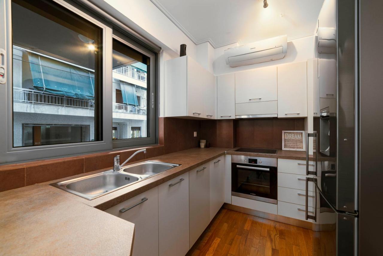 Apartament Lykabettus Gem With Yard And Parking Ateny Zewnętrze zdjęcie